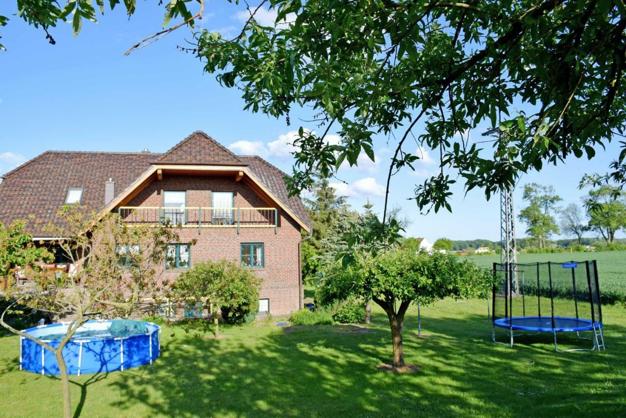 Ferienwohnung Zudar Auf Ruegen Exterior foto